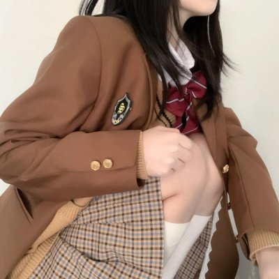 以弓猎狮